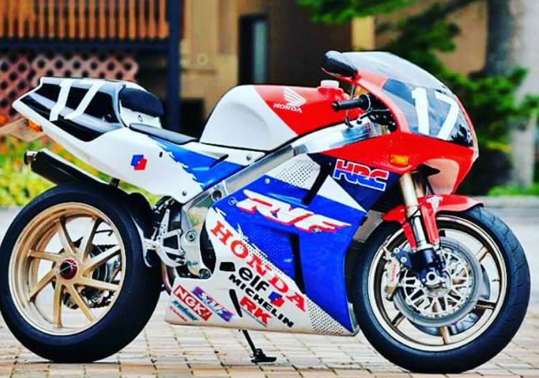 Honda RVF750 / RC45 - Honda flat oval test track - Honda Hawk GT Forum